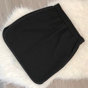 *BRAND NEW* J.Crew Dolphin Hem Black Skirt, Size 0